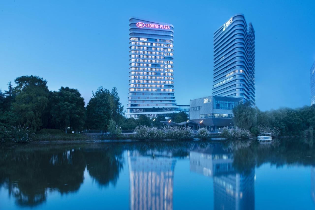 Crowne Plaza Wuhan Optics Valley By Ihg Esterno foto