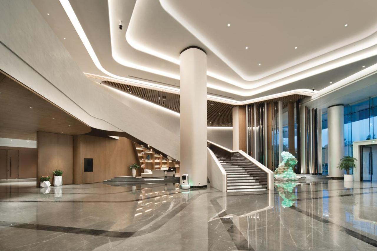 Crowne Plaza Wuhan Optics Valley By Ihg Esterno foto