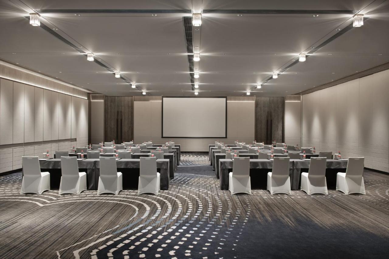 Crowne Plaza Wuhan Optics Valley By Ihg Esterno foto
