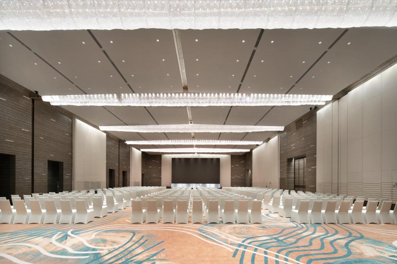 Crowne Plaza Wuhan Optics Valley By Ihg Esterno foto