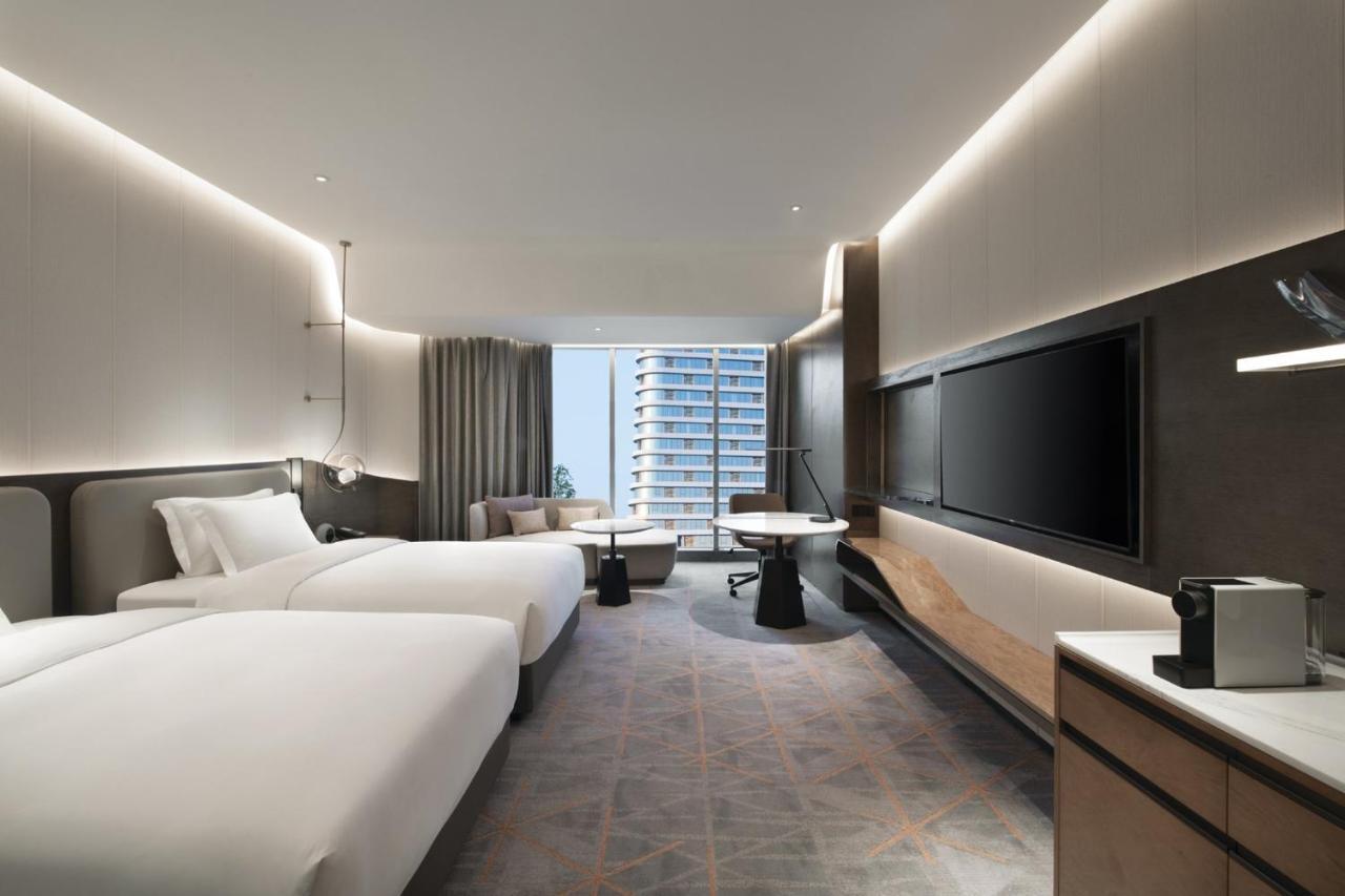 Crowne Plaza Wuhan Optics Valley By Ihg Esterno foto