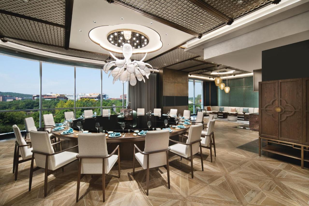 Crowne Plaza Wuhan Optics Valley By Ihg Esterno foto